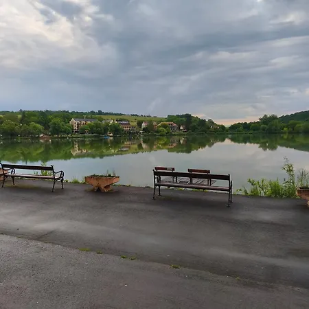 Bed and Breakfast Leveleki Eszter Ueduelo 3*