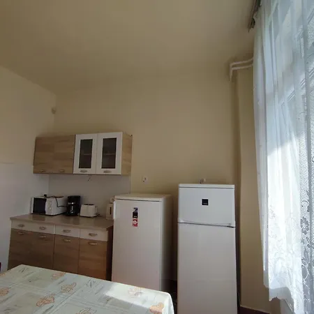 Leveleki Eszter Ueduelo Bed and Breakfast 3*