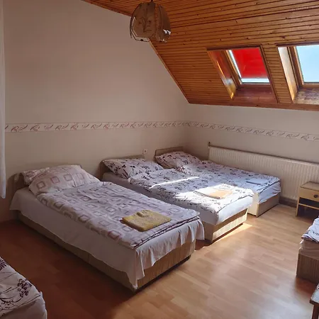 B&B Leveleki Eszter Ueduelo Bánk