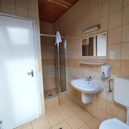 Leveleki Eszter Ueduelo Bed and Breakfast